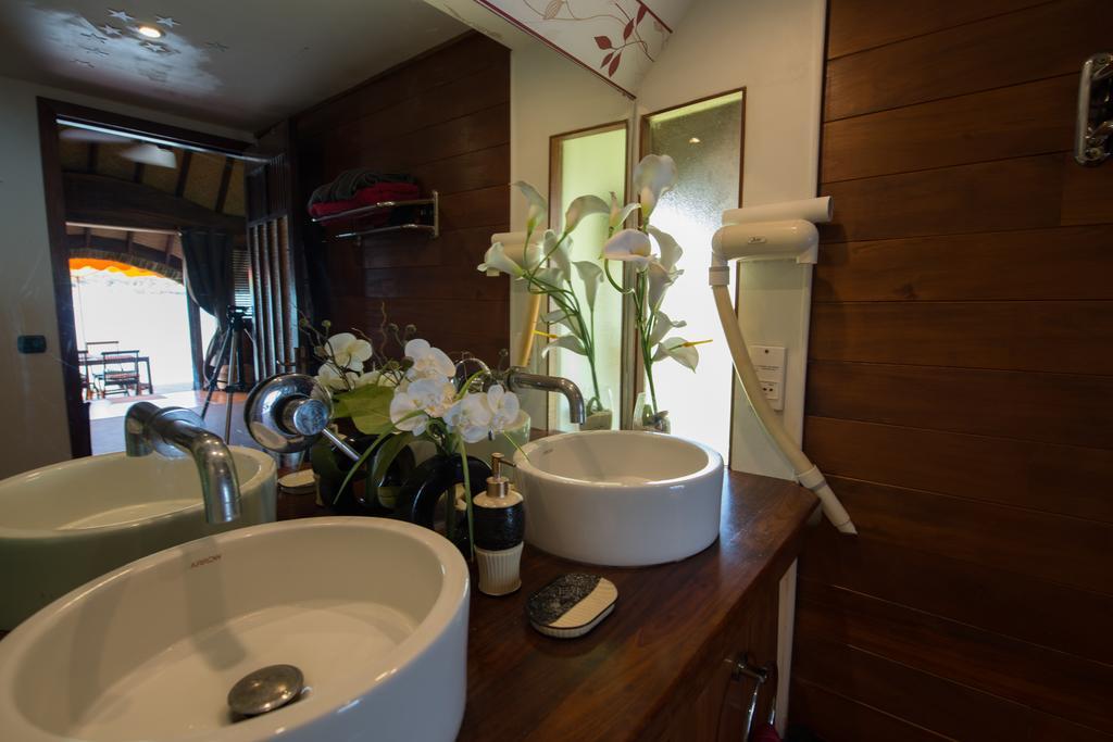 Bora Bora Bungalove Luaran gambar